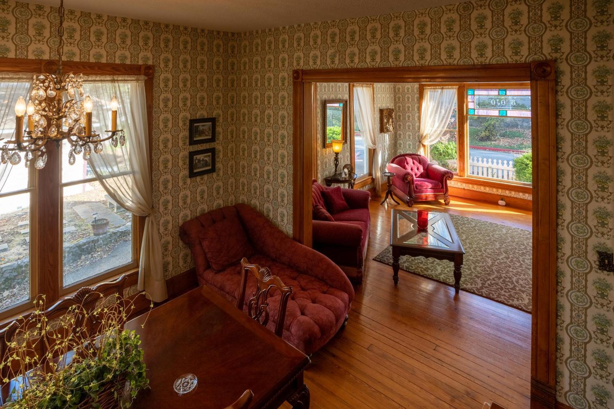5 Ojo Inn Bed And Breakfast Eureka Springs Exteriér fotografie